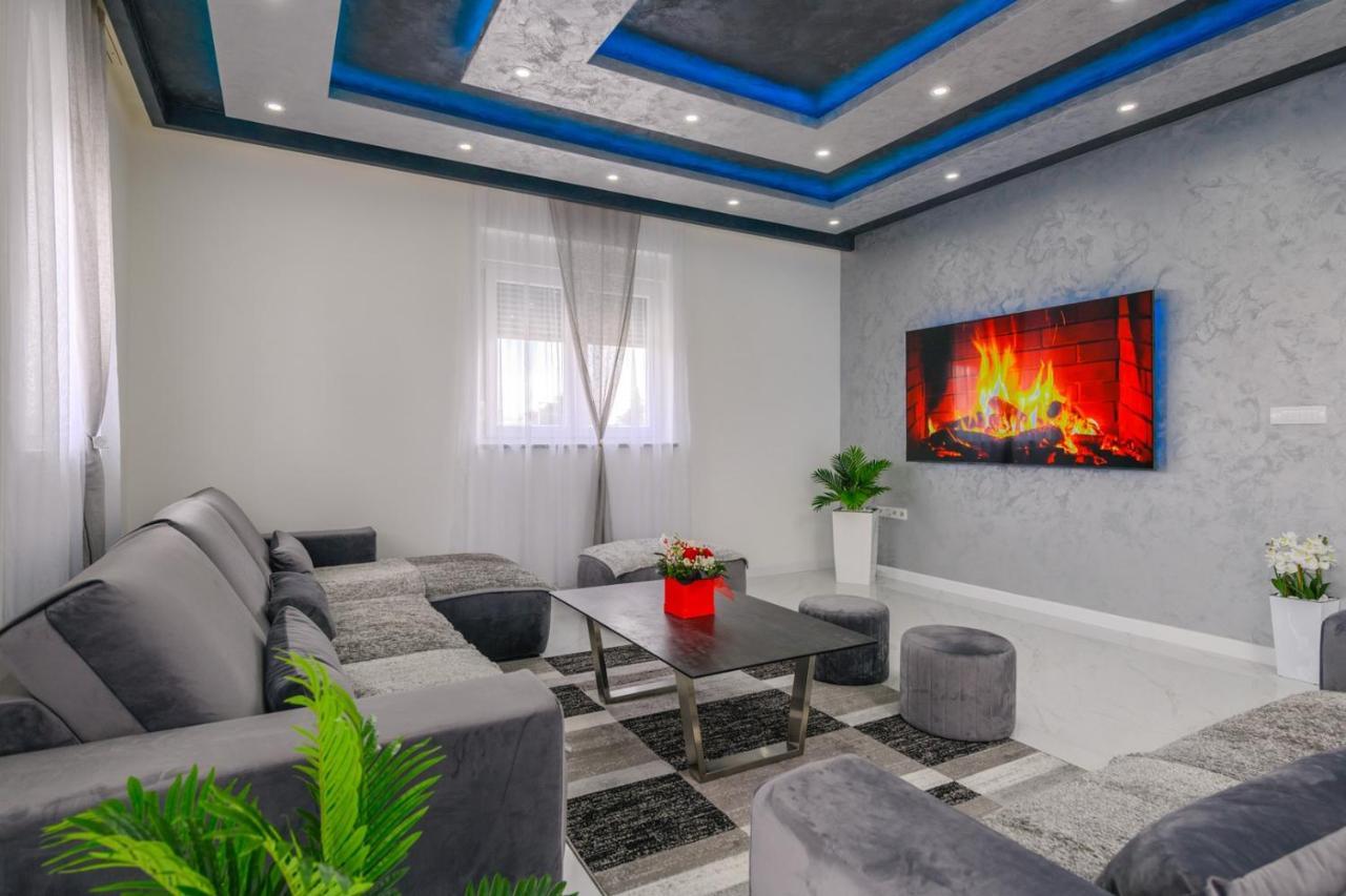 Complex Villa White Pula Luaran gambar